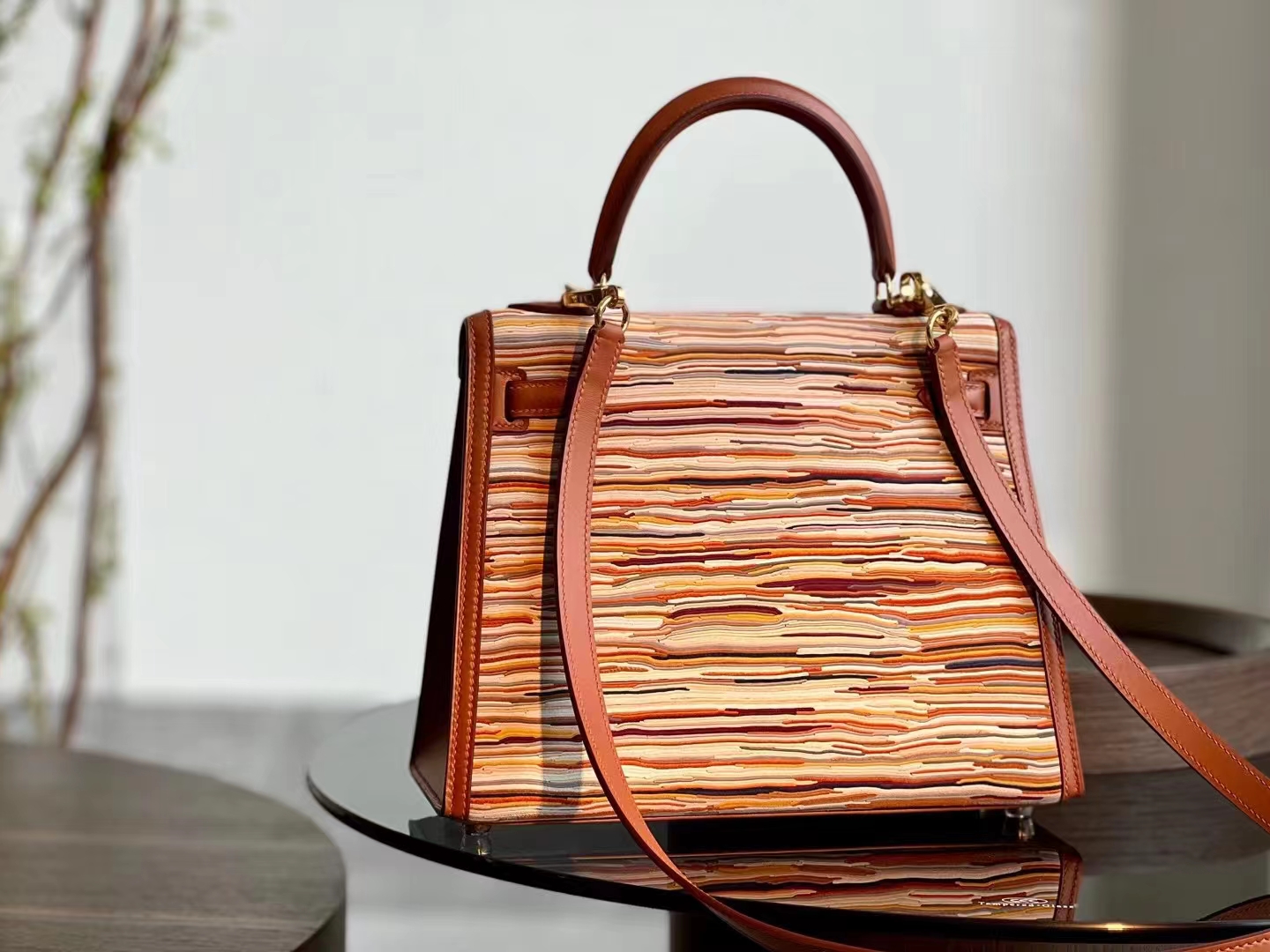HERMES 爱马仕 【现货】 Kelly 25CM 羊切皮 拼 马鞍皮 现货 进口蜜蜡线 全手工制作