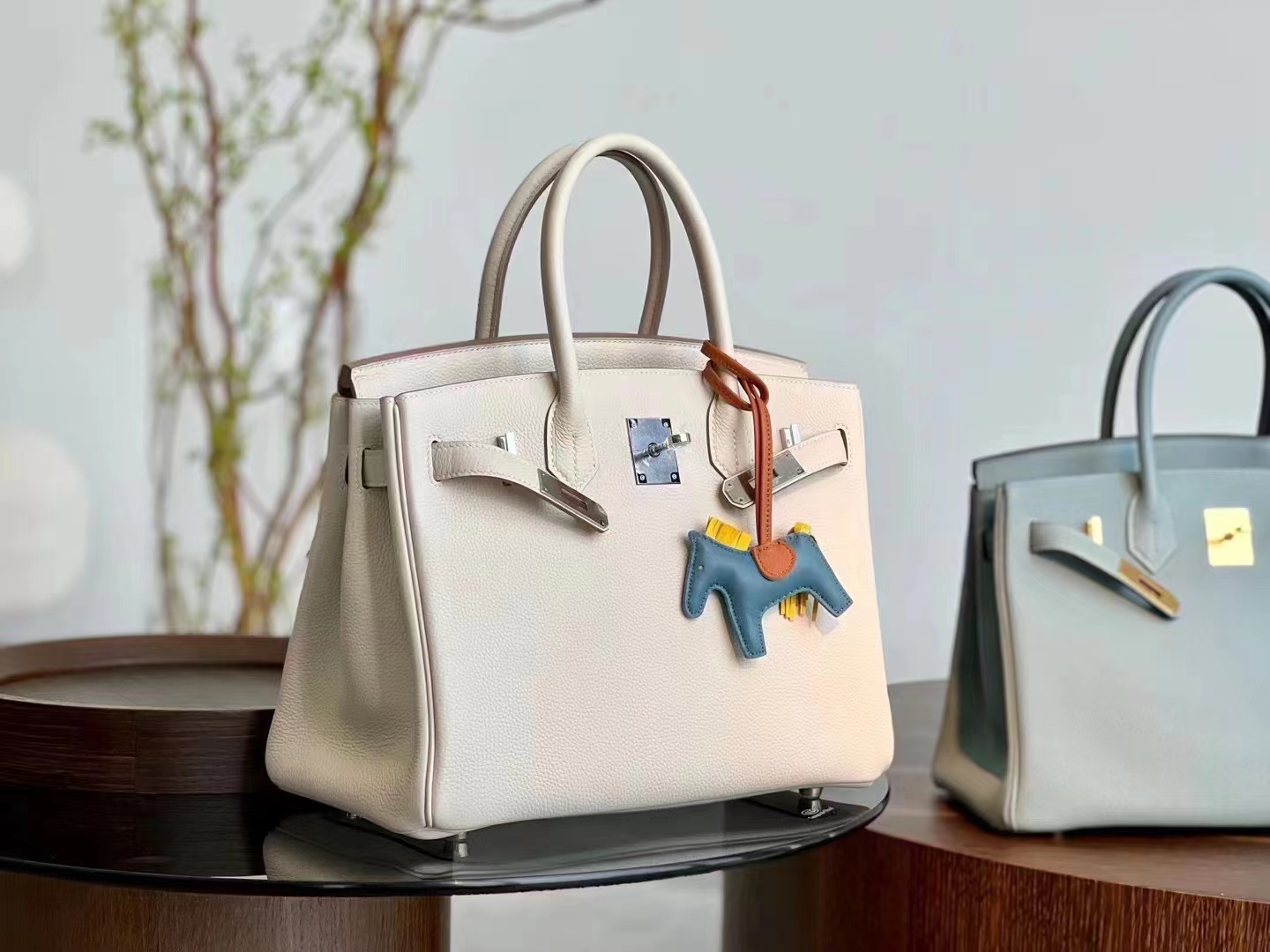 HERMES 爱马仕 【现货】 kellydoll Epsom皮 Craie 10 奶昔白 现货 进口蜜蜡线 全手工制作