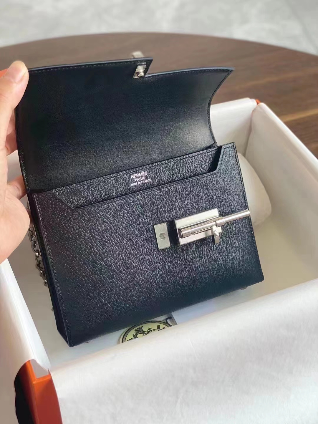 HERMES 爱马仕 HERMES Verrou 18cm 山羊皮 CC89 Nior 经典黑 进口蜜蜡线 全手工制作