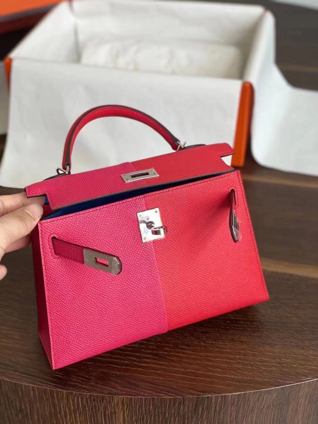 HERMES 爱马仕 MiniKelly 2 5U Rose Dragee糖果粉 Q5国旗红 进口蜜蜡线 全手工制作