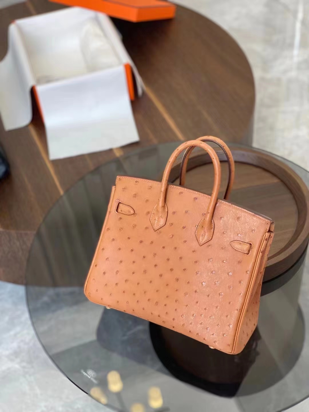 HERMES 爱马仕 【现货】 Birkin 25CM Ostrich 鸵鸟皮 CK37 金棕色 现货 进口蜜蜡线 全手工制作