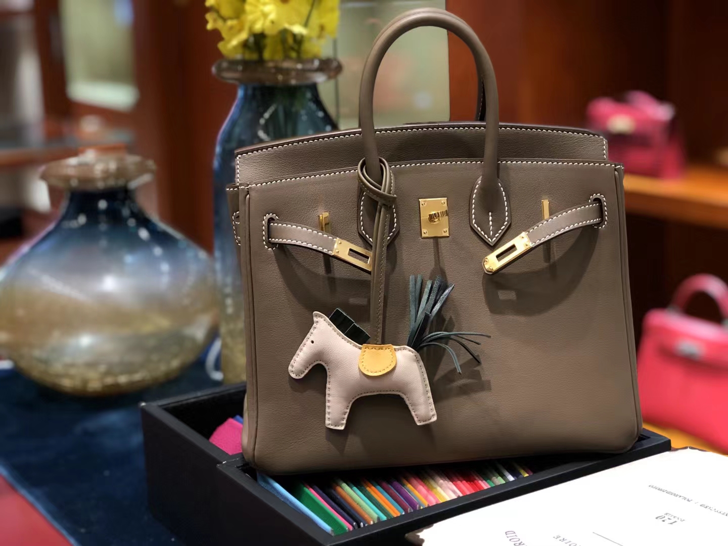 HERMES 爱马仕 【现货】 Birkin 25CM Swift 8C Gri Elephant 大象灰 现货 进口蜜蜡线 全手工制作