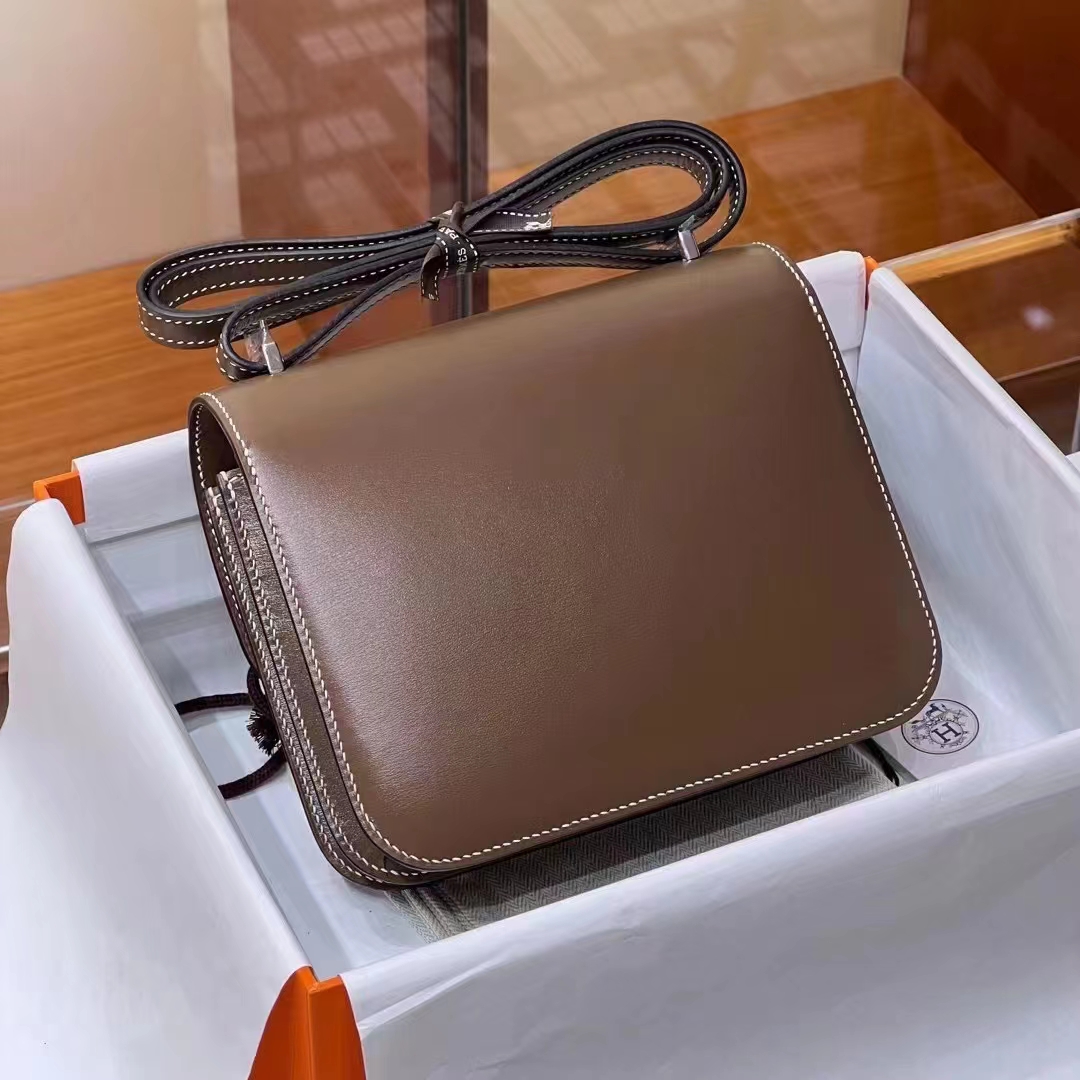 HERMES 爱马仕 【现货】 空姐包 Constance 咖啡色 4A BOX 现货 进口蜜蜡线 全手工制作