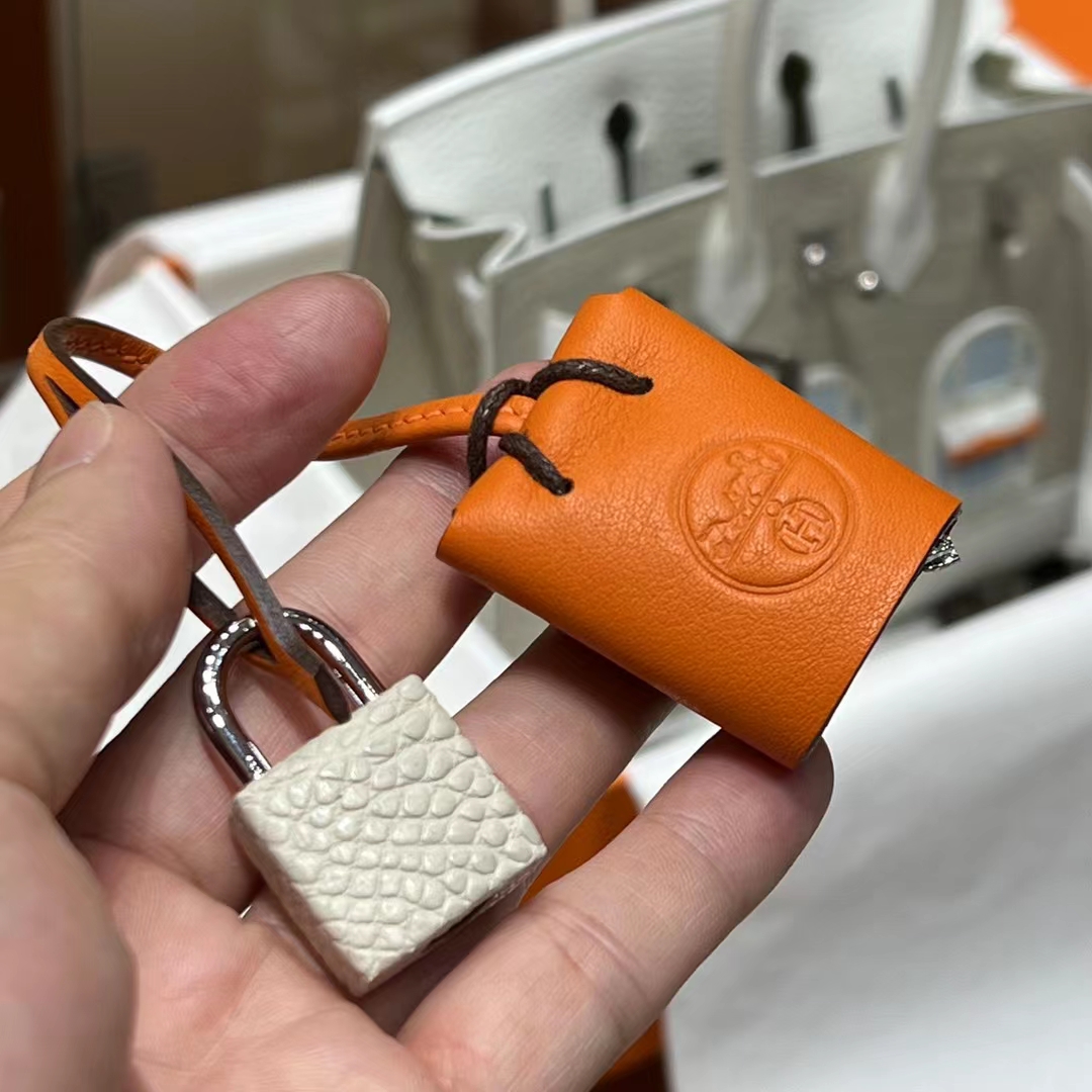 HERMES 爱马仕  Birkin 小房子 Craie 10 奶昔白 Alligator 美洲鳄 进口蜜蜡线 全手工制作