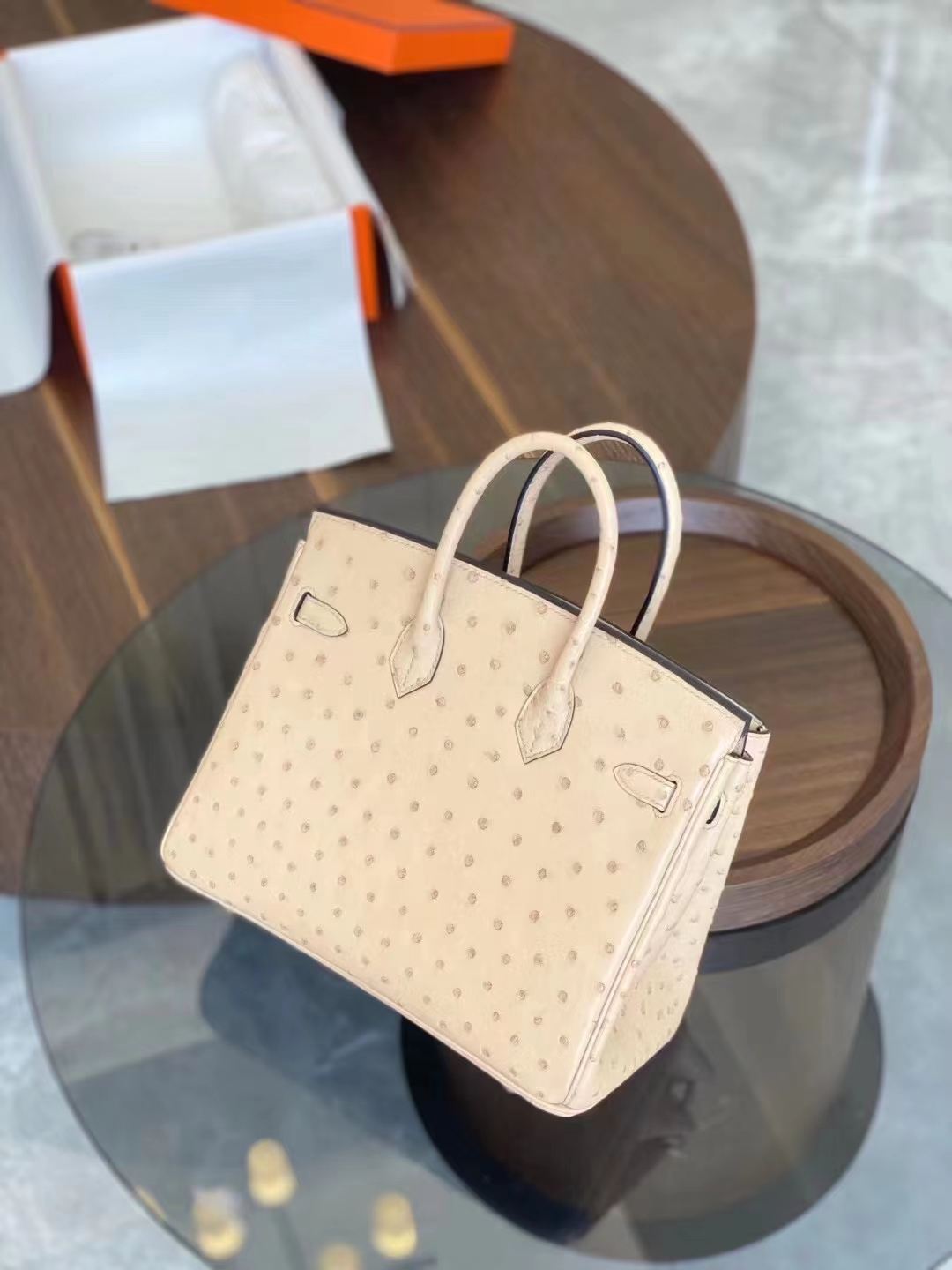 HERMES 爱马仕 【现货】 Birkin 25CM Ostrich 鸵鸟皮 CK14 beige 杏色 现货 进口蜜蜡线 全手工制作