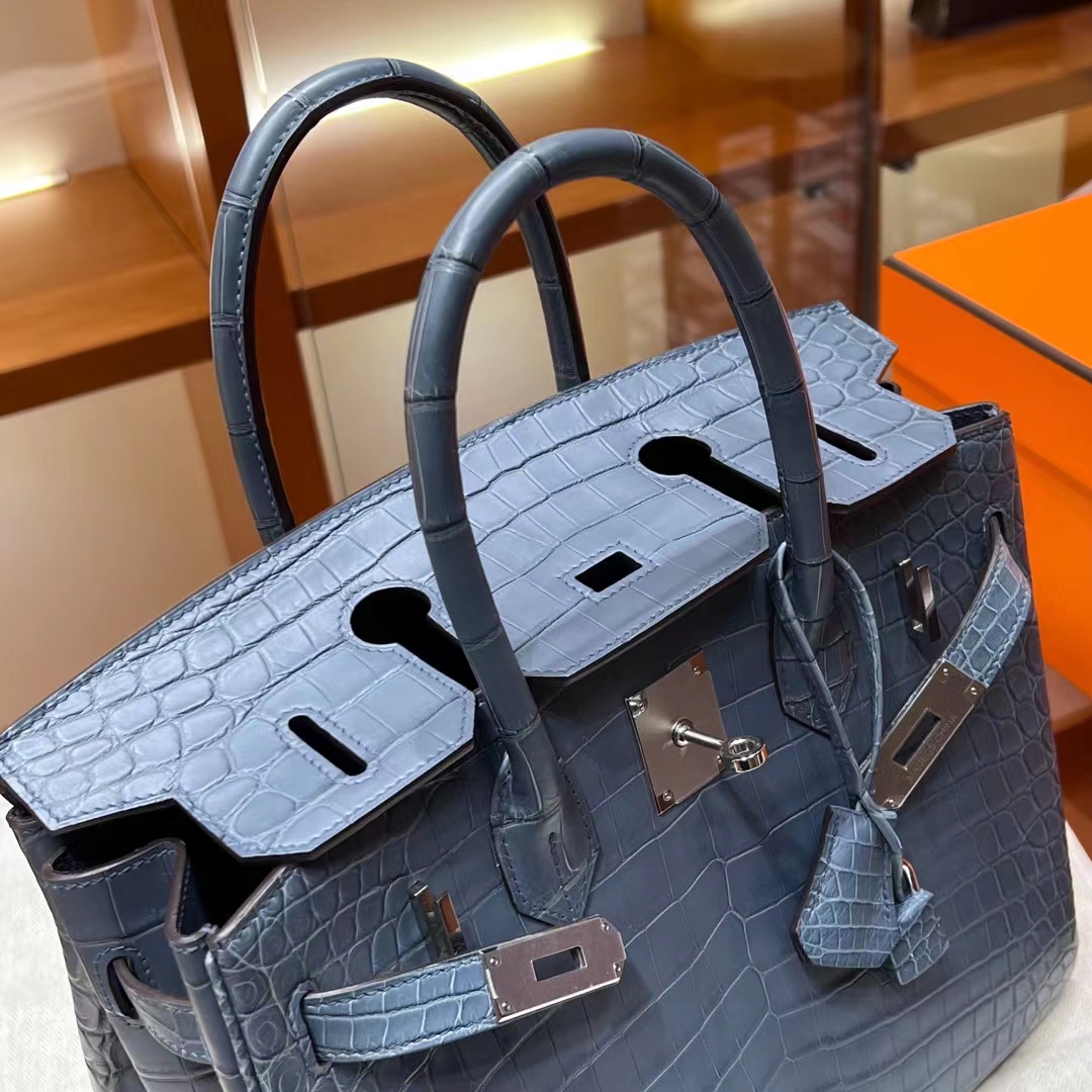 HERMES 爱马仕 【现货】 Birkin 30cm 75 Blue Jean牛仔蓝 哑光鳄鱼皮 进口蜜蜡线 全手工制作