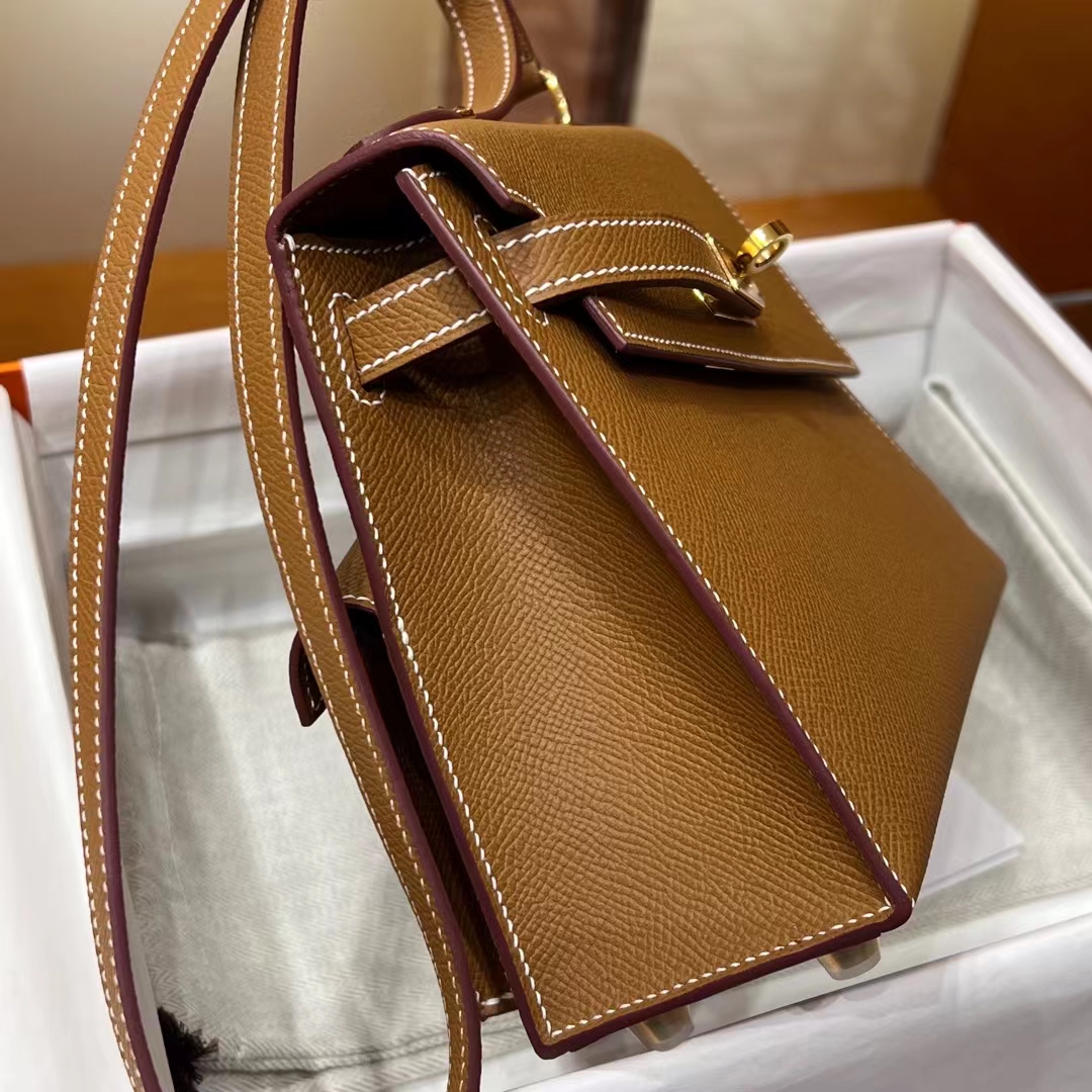 HERMES 爱马仕 Kelly II Sellier CK37 金棕色 Epsom牛皮 新款双面不规则 Kelly 超个性的设计 进口蜜蜡线 全手工制作 蜜蜡线内缝 Birkinmm 铂金女王