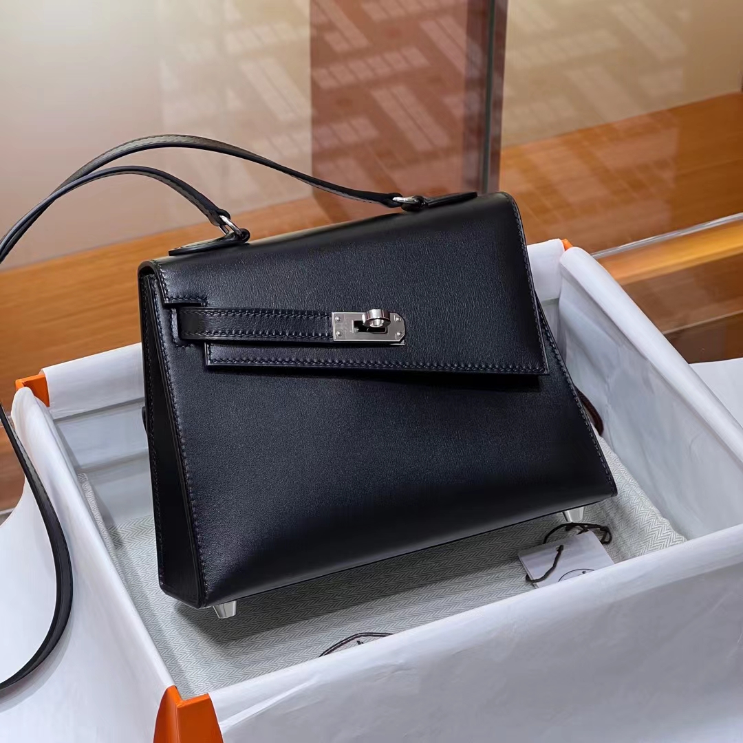 HERMES 爱马仕 Kelly II Sellier CC89 Nior 经典黑 Epsom牛皮 新款双面不规则 Kelly 超个性的设计 进口蜜蜡线 全手工制作 蜜蜡线内缝 Birkinmm 铂金女王