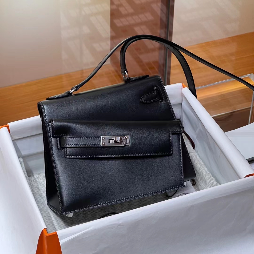 HERMES 爱马仕 Kelly II Sellier CC89 Nior 经典黑 Epsom牛皮 新款双面不规则 Kelly 超个性的设计 进口蜜蜡线 全手工制作 蜜蜡线内缝 Birkinmm 铂金女王
