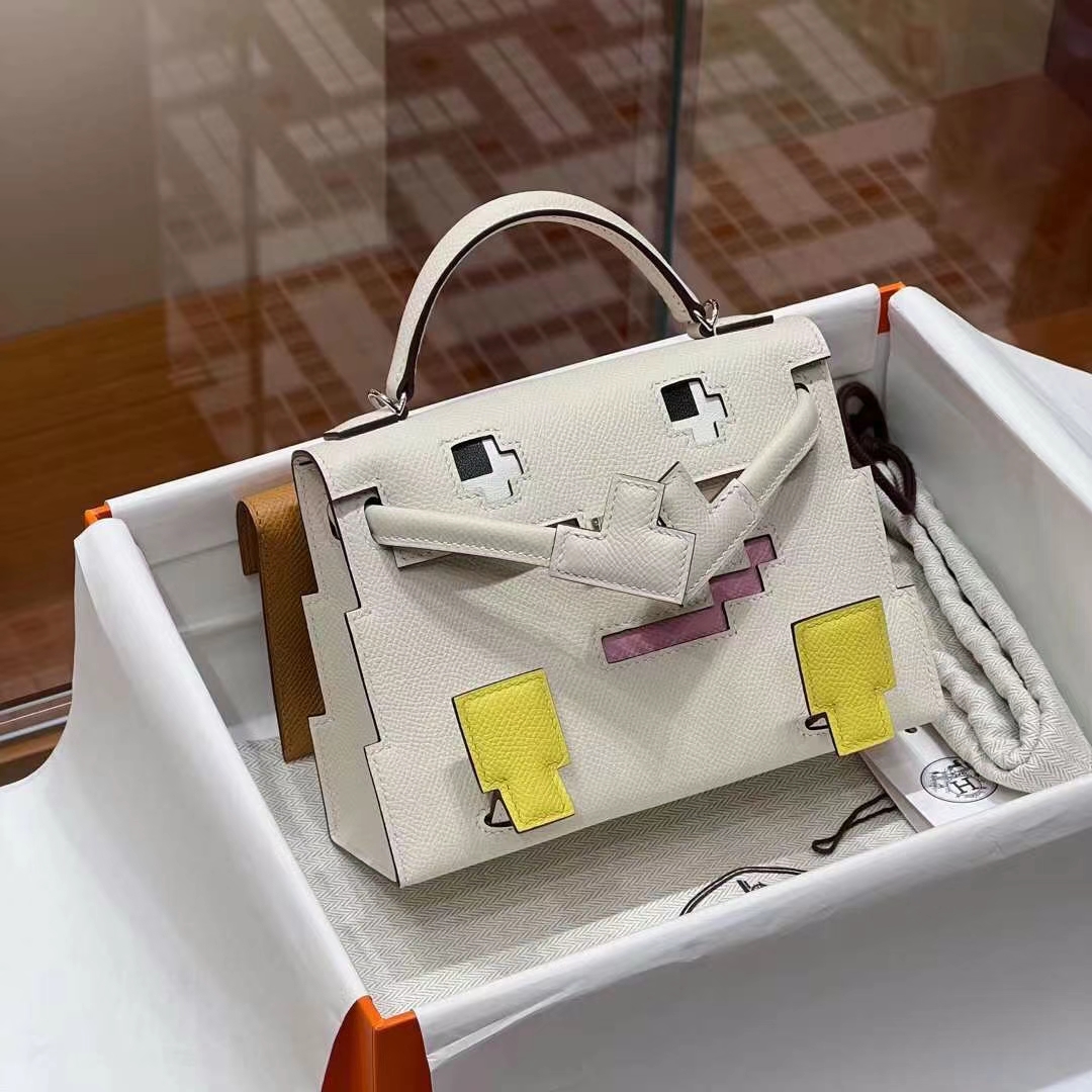 HERMES 爱马仕 【现货】 kellydoll Epsom皮 Craie 10 奶昔白 现货 进口蜜蜡线 全手工制作