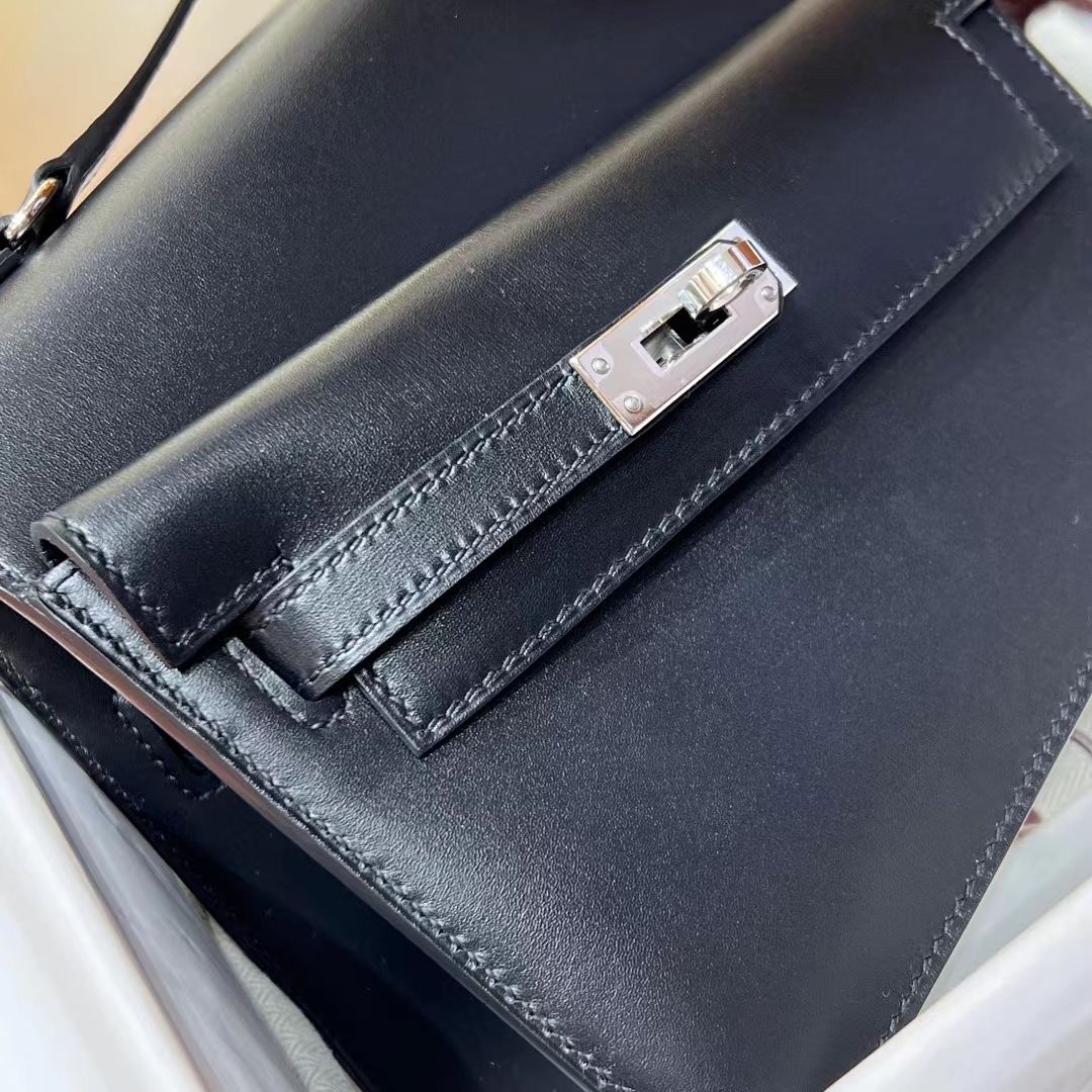 HERMES 爱马仕 Kelly II Sellier CC89 Nior 经典黑 Epsom牛皮 新款双面不规则 Kelly 超个性的设计 进口蜜蜡线 全手工制作 蜜蜡线内缝 Birkinmm 铂金女王