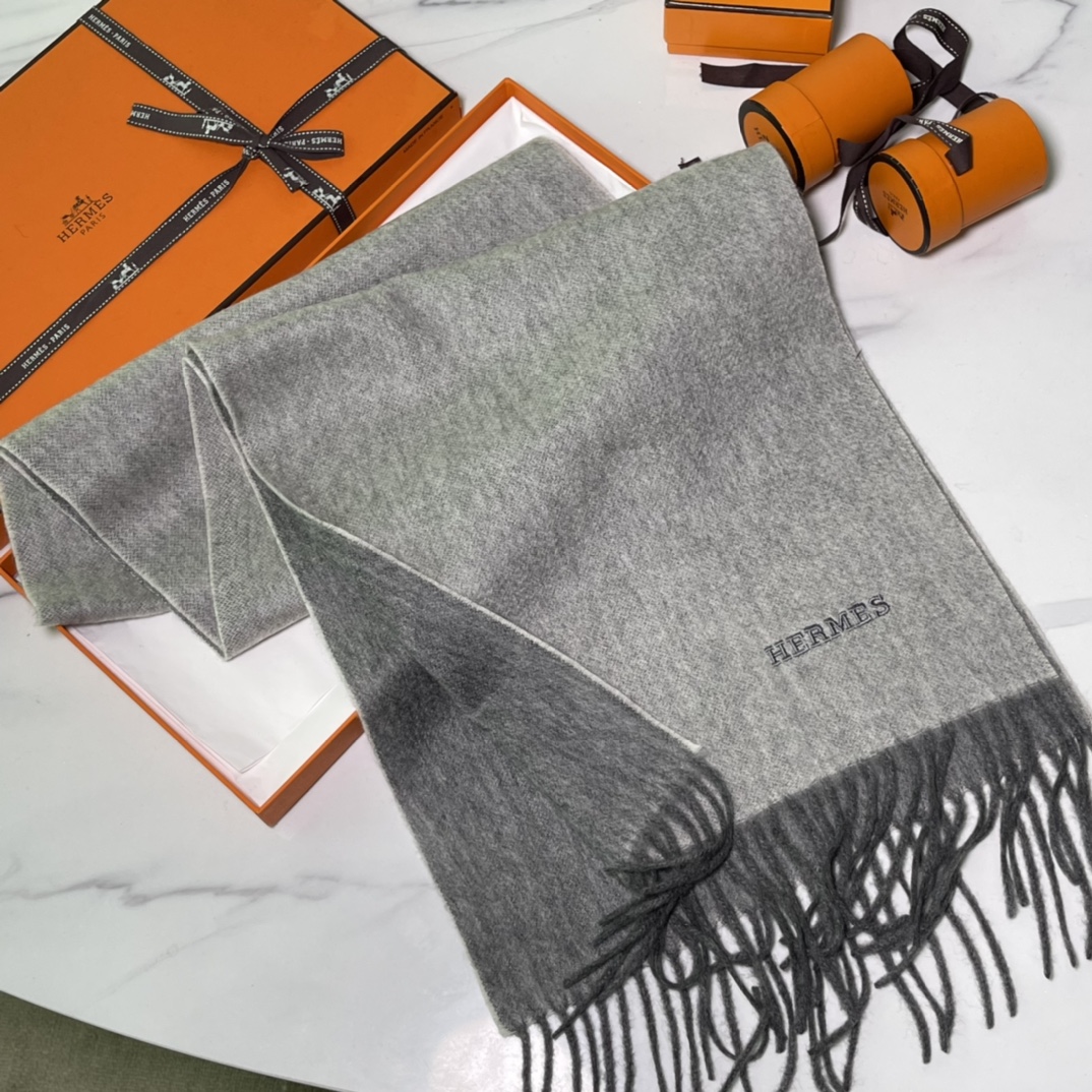 HERMES 爱马仕 秋冬新款羊绒围巾 灰色 两用AB面 情侣款 男女通用 30*180cm 5A级纯羊绒 原版全套包装 Birkinmm 铂金女王