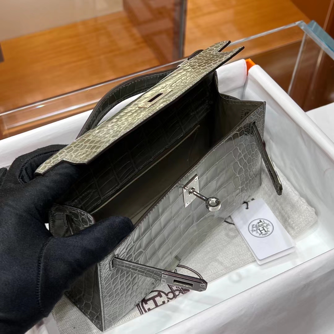HERMES 爱马仕 MiniKelly 1 81 Gris Tourterelle 斑鸠灰 Alligator 美洲鳄 进口蜜蜡线 全手工制作 蜜蜡线内缝 Birkinmm 铂金女王