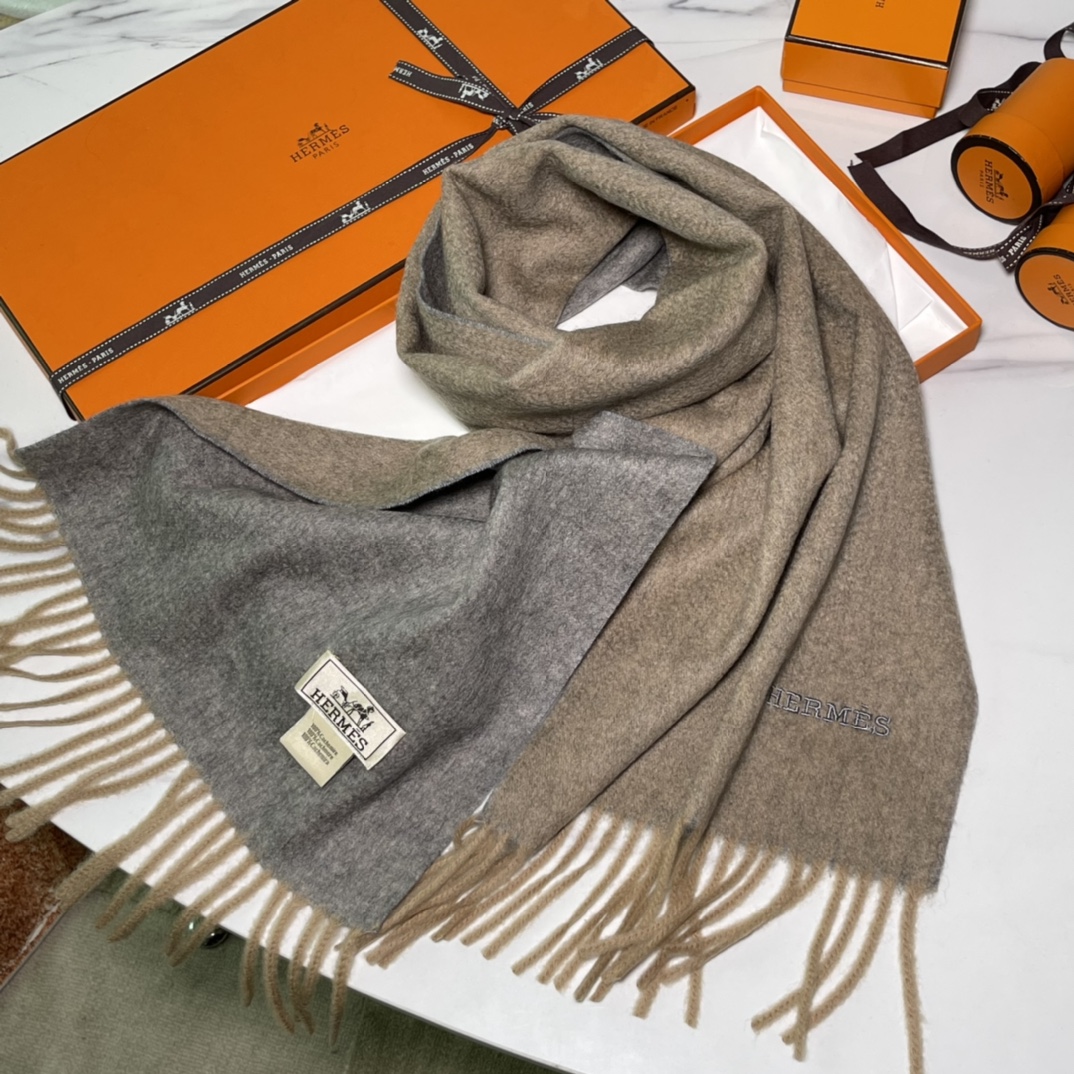 HERMES 爱马仕 秋冬新款羊绒围巾 大象灰拼驼色 两用AB面 情侣款 男女通用 30*180cm 5A级纯羊绒 原版全套包装 Birkinmm 铂金女王