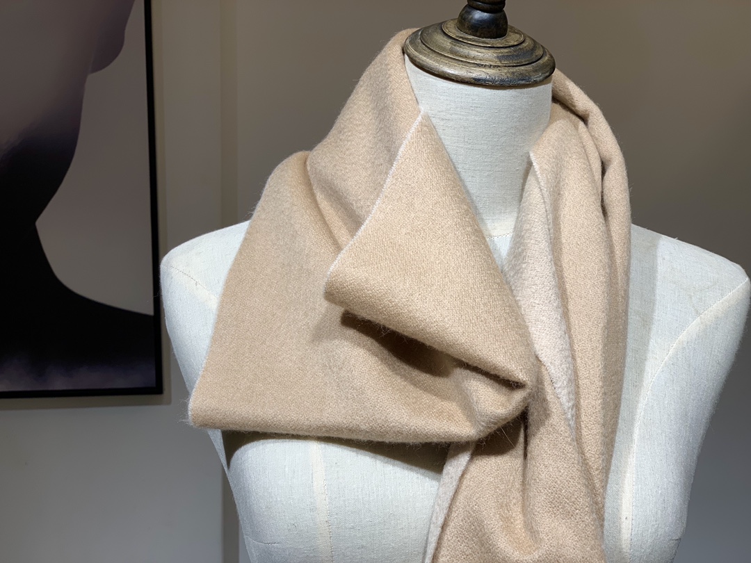 HERMES 爱马仕 秋冬新款羊绒围巾 奶茶色 两用AB面 情侣款 男女通用 30*180cm 5A级纯羊绒 原版全套包装 Birkinmm 铂金女王