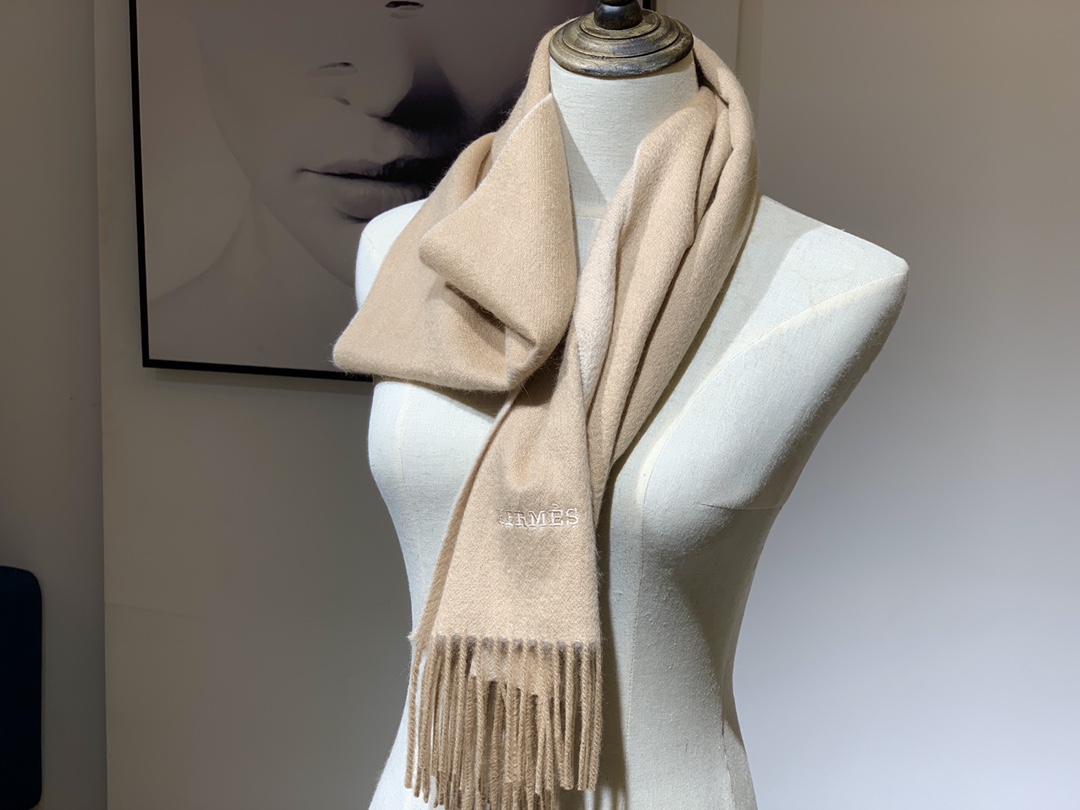 HERMES 爱马仕 秋冬新款羊绒围巾 奶茶色 两用AB面 情侣款 男女通用 30*180cm 5A级纯羊绒 原版全套包装 Birkinmm 铂金女王