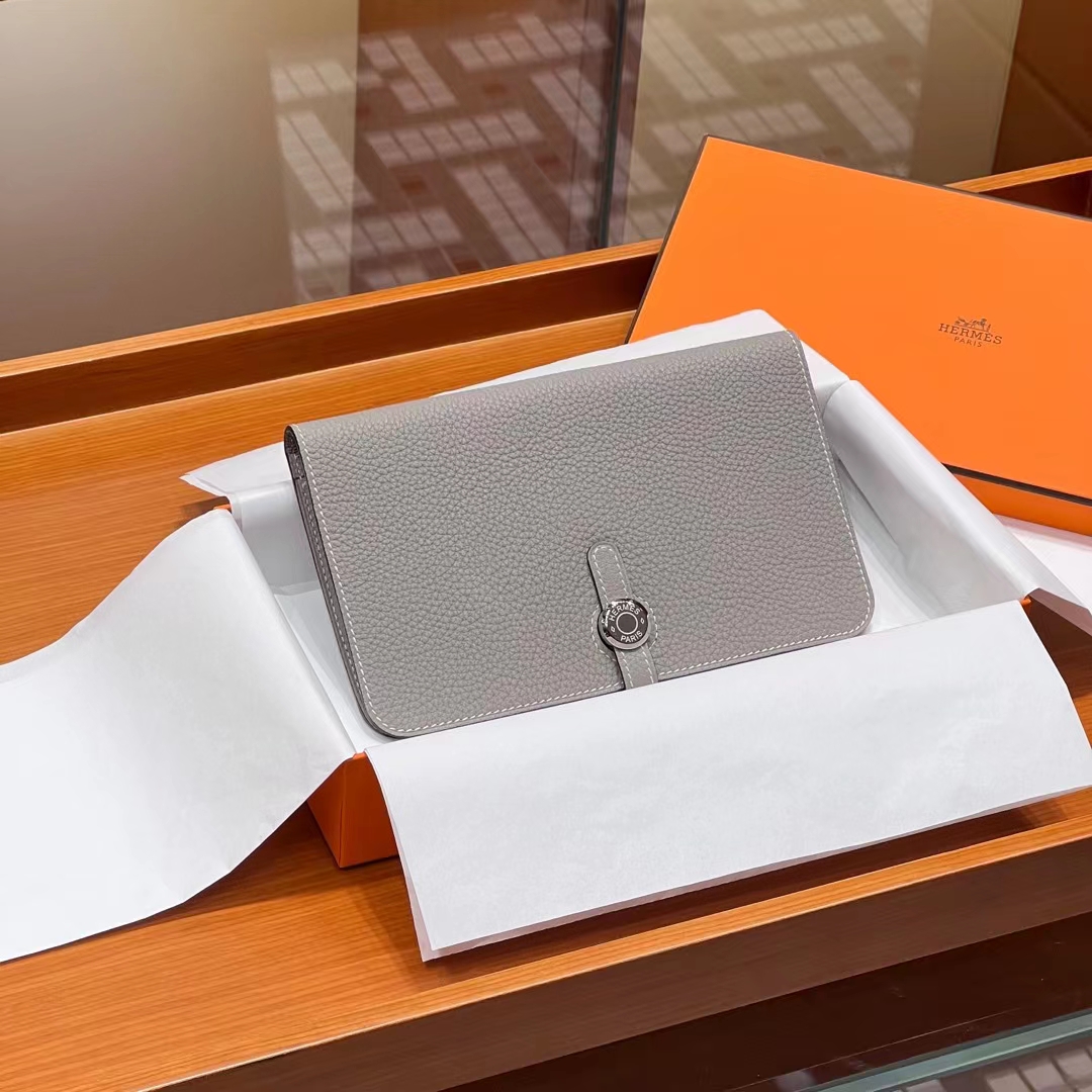 HERMES 爱马仕 Dogon护照夹钱包 80 Gris Perle 珍珠灰 TOGO 进口蜜蜡线 全手工制作 蜜蜡线内缝 Birkinmm 铂金女王