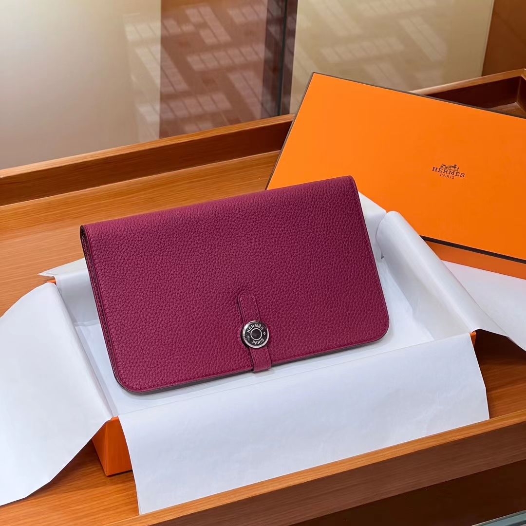 HERMES 爱马仕 Dogon护照夹钱包 55 Rouge H爱马仕红 TOGO 进口蜜蜡线 全手工制作 蜜蜡线内缝 Birkinmm 铂金女王