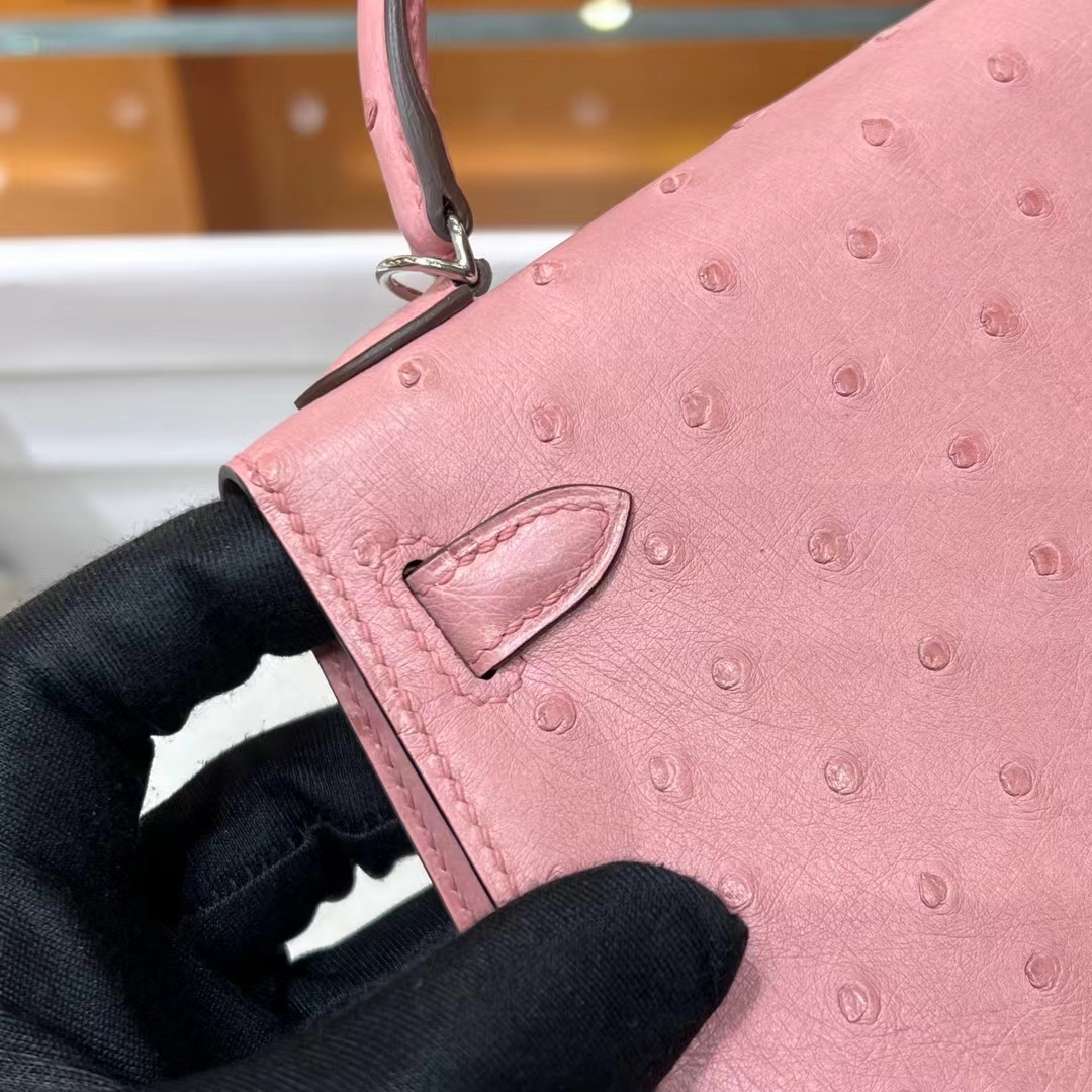 HERMES 爱马仕  MiniKelly 2 Ostrich 鸵鸟皮 94 陶瓷粉 进口蜜蜡线 全手工制作