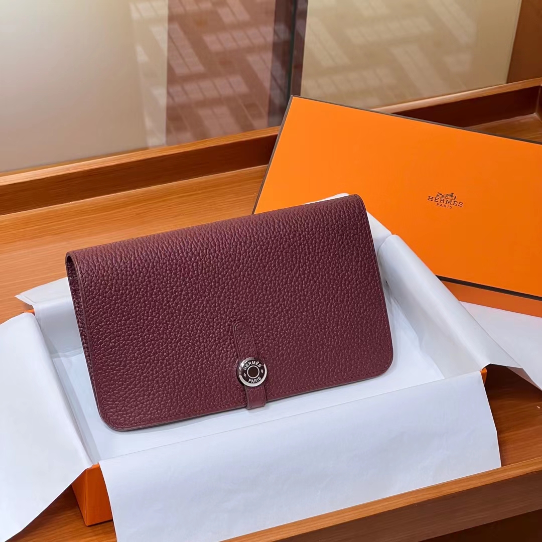 HERMES 爱马仕 Dogon护照夹钱包 K1 Rouge Grenade石榴红 TOGO 进口蜜蜡线 全手工制作 蜜蜡线内缝 Birkinmm 铂金女王