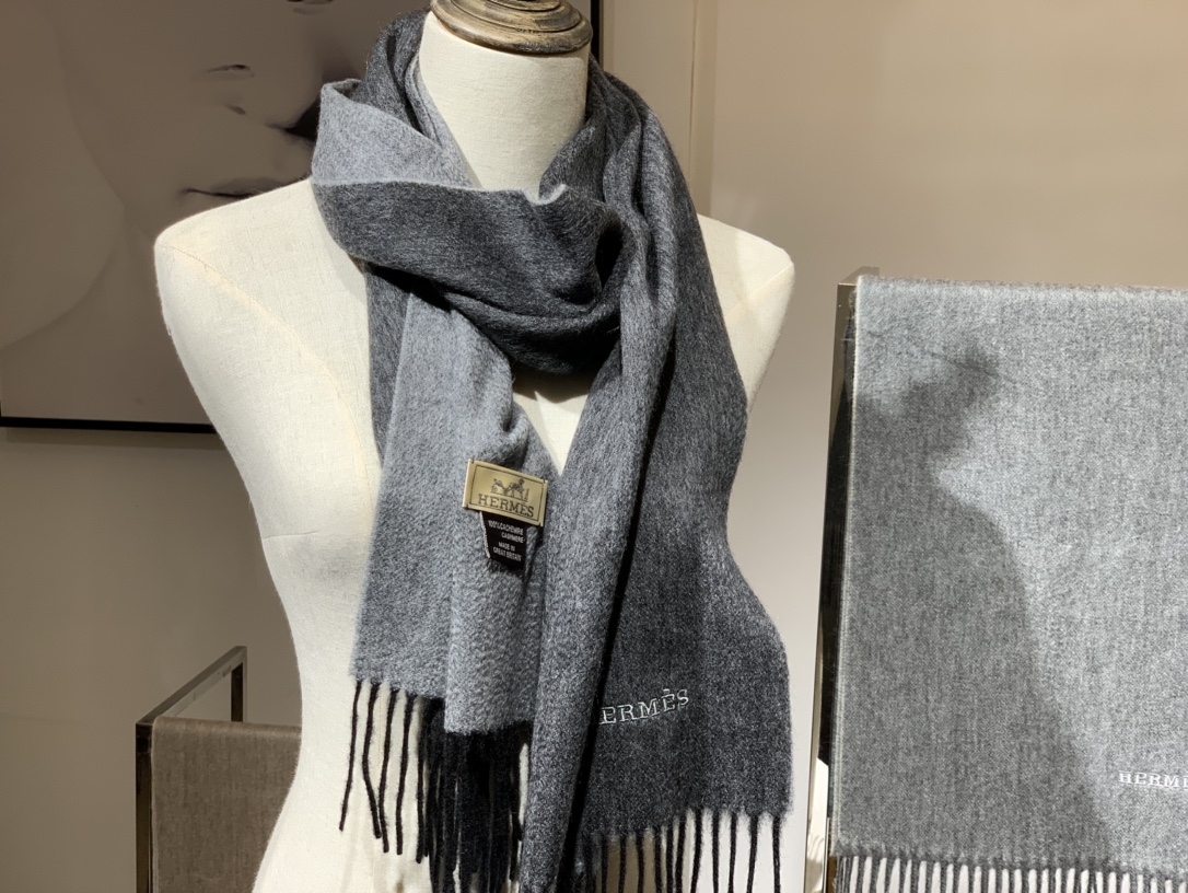 HERMES 爱马仕 秋冬新款羊绒围巾 黑灰色 两用AB面 情侣款 男女通用 30*180cm 5A级纯羊绒 原版全套包装 Birkinmm 铂金女王