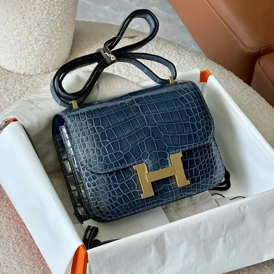 HERMES 爱马仕 Constance 19CM Alligator 美洲鳄 N7 Bleu Tempete风暴蓝 进口蜜蜡线 全手工制作