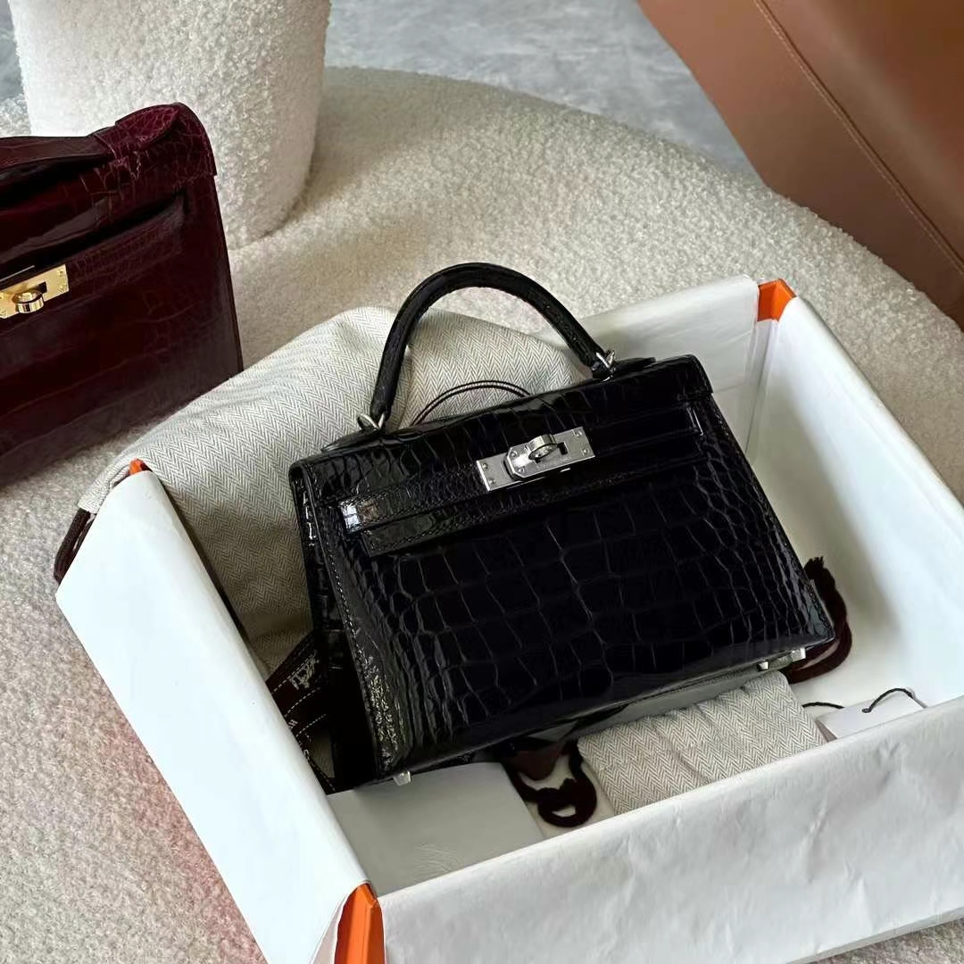 HERMES 爱马仕 【现货】 MiniKelly 2 89 Nior 经典黑 Alligator 美洲鳄 现货 进口蜜蜡线 全手工制作