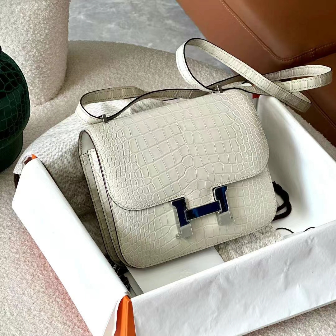 HERMES 爱马仕 Constance 19CM Alligator 美洲鳄 8L 冰川白 进口蜜蜡线 全手工制作