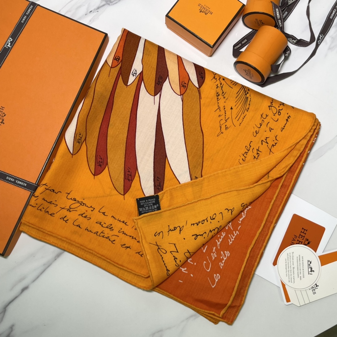 Birkinmm 铂金女王 HERMES 秋季新款 《飞马传说》橙色 140x140cm 丝绒材质