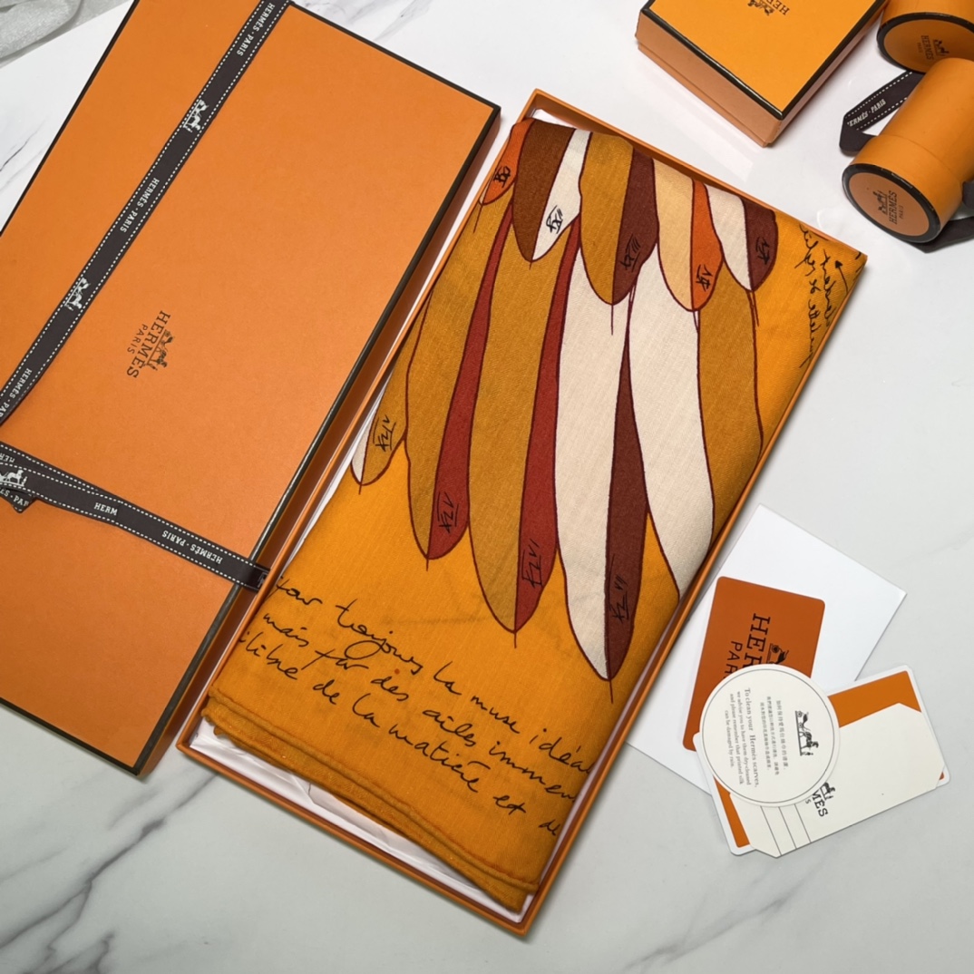 Birkinmm 铂金女王 HERMES 秋季新款 《飞马传说》橙色 140x140cm 丝绒材质