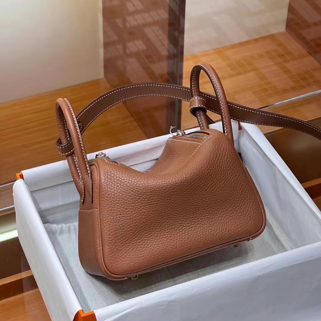 HERMES 爱马仕 【现货】 Mini Lindy 20cm CK37 金棕色 TOGO 现货 进口蜜蜡线 全手工制作