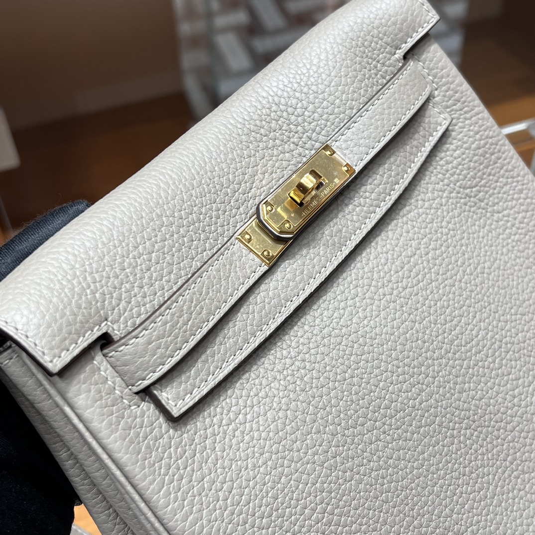 HERMES 爱马仕官网推荐 Kelly ado 双肩背包 21cm 80 Gris Perle 珍珠灰 Togo皮 进口蜜蜡线 全手工制作