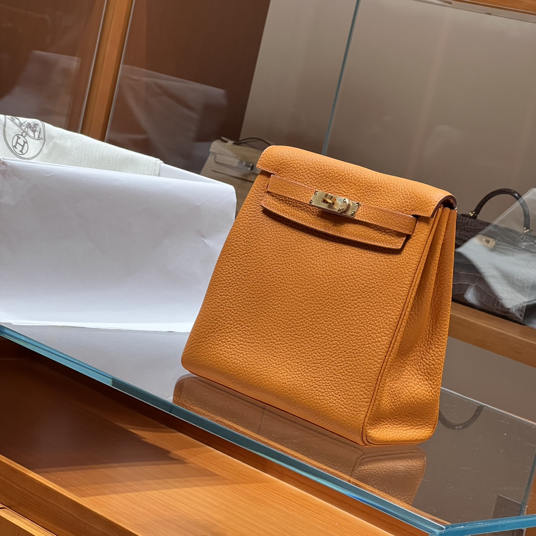 HERMES 爱马仕官网推荐 Kelly ado 双肩背包 21cm 9J Feu 火焰橙 Togo皮 进口蜜蜡线 全手工制作