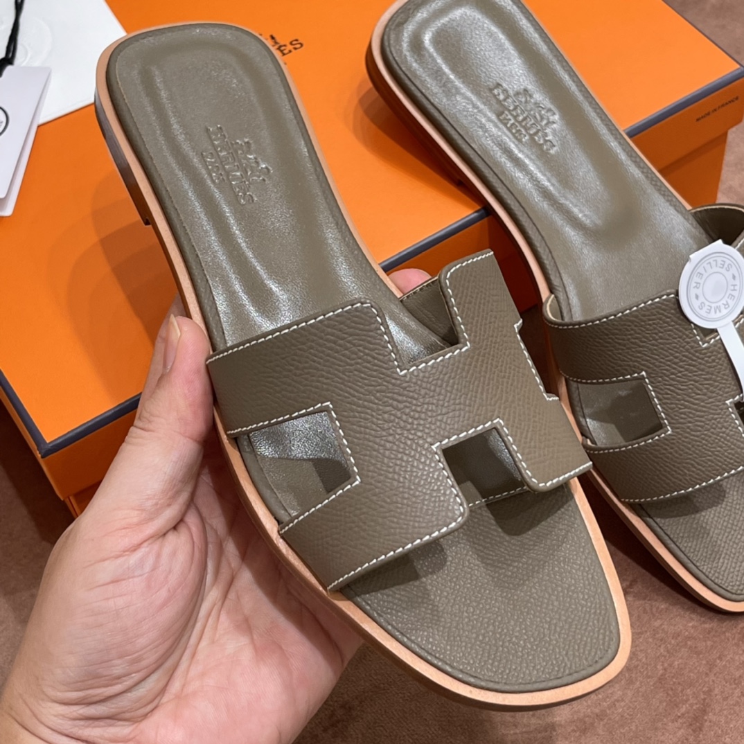 HERMES 爱马仕 H拖鞋 34-41码 原厂同步 进口真皮大底 全手工制作 8C Gri Elephant 大象灰