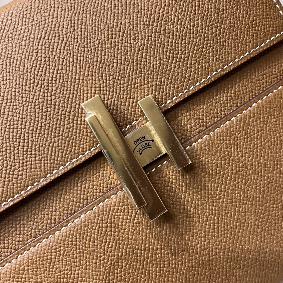 HERMES 爱马仕 Cinhetic 走秀款盒子包 CK37 金棕色 Epsom 进口蜜蜡线 全手工制作