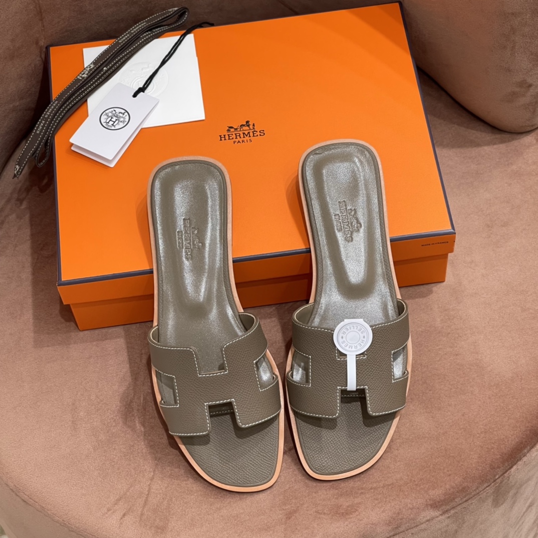 HERMES 爱马仕 H拖鞋 34-41码 原厂同步 进口真皮大底 全手工制作 8C Gri Elephant 大象灰