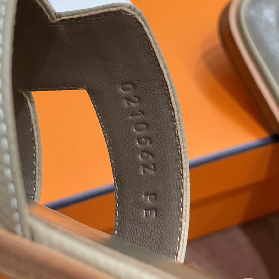 HERMES 爱马仕 H拖鞋 34-41码 原厂同步 进口真皮大底 全手工制作 S2 Trench风衣灰