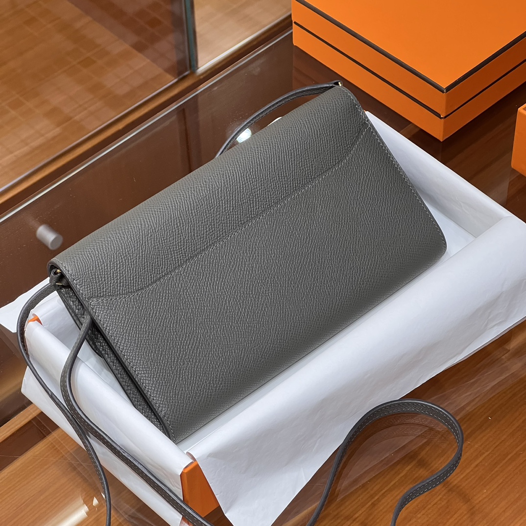 铂金女王 HERMES 爱马仕  Constance To Go Espom皮 19cm 8F Etain 锡器灰 进口蜜蜡线 全手工制作