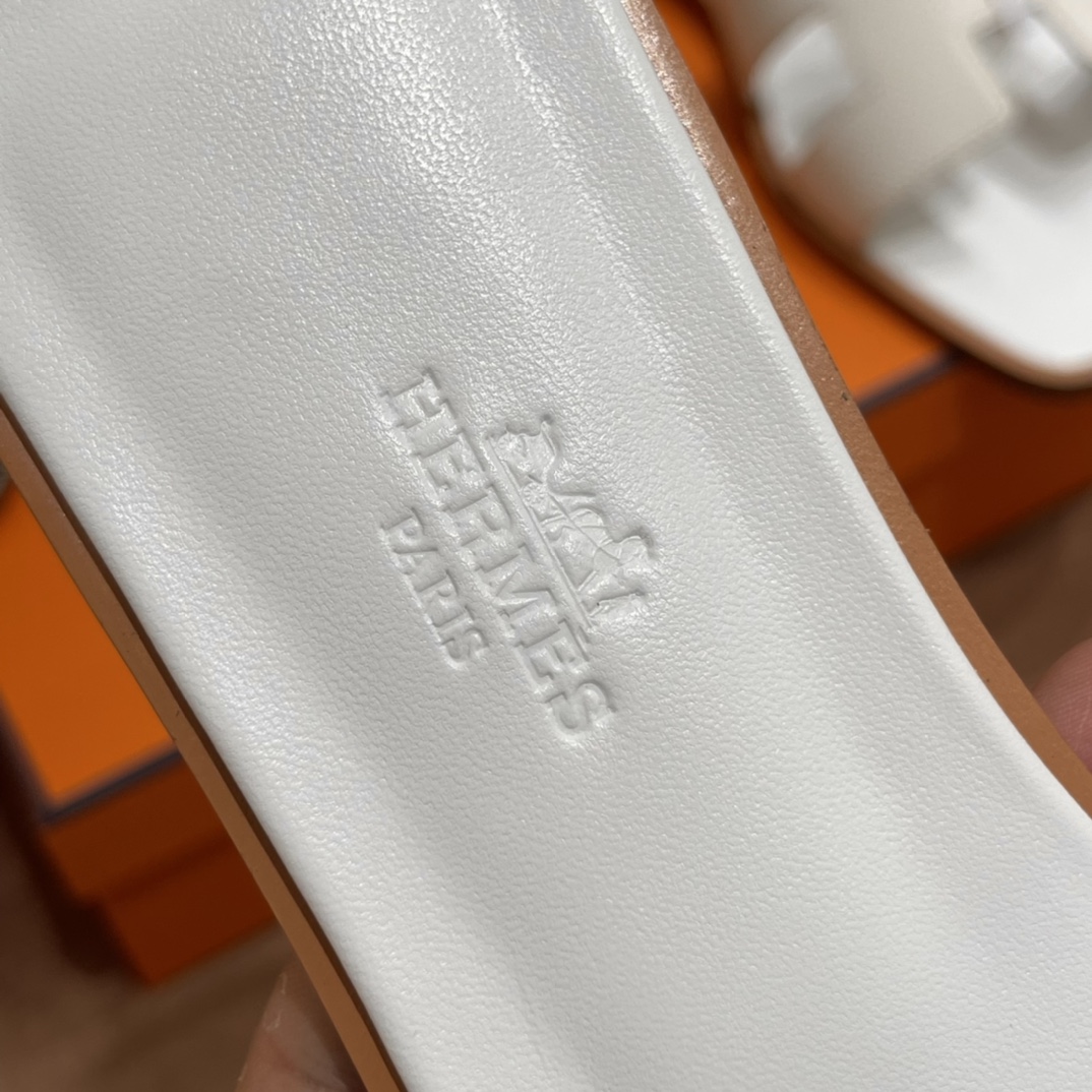 HERMES 爱马仕 H拖鞋 34-41码 原厂同步 进口真皮大底 全手工制作 01 Blanc 纯白色