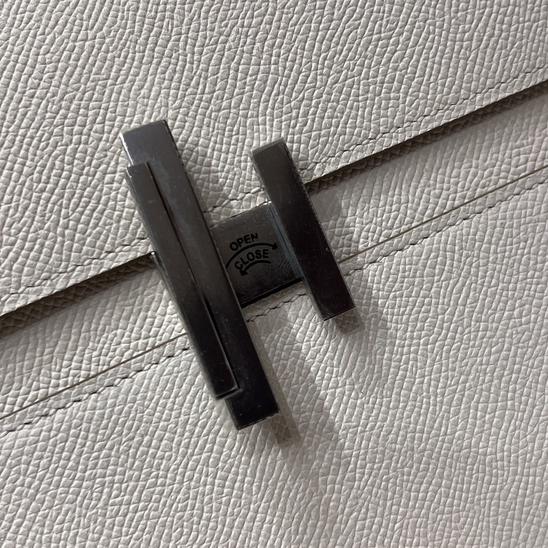 HERMES 爱马仕 Cinhetic 走秀款盒子包 10 Craie 奶昔白 Epsom 进口蜜蜡线 全手工制作