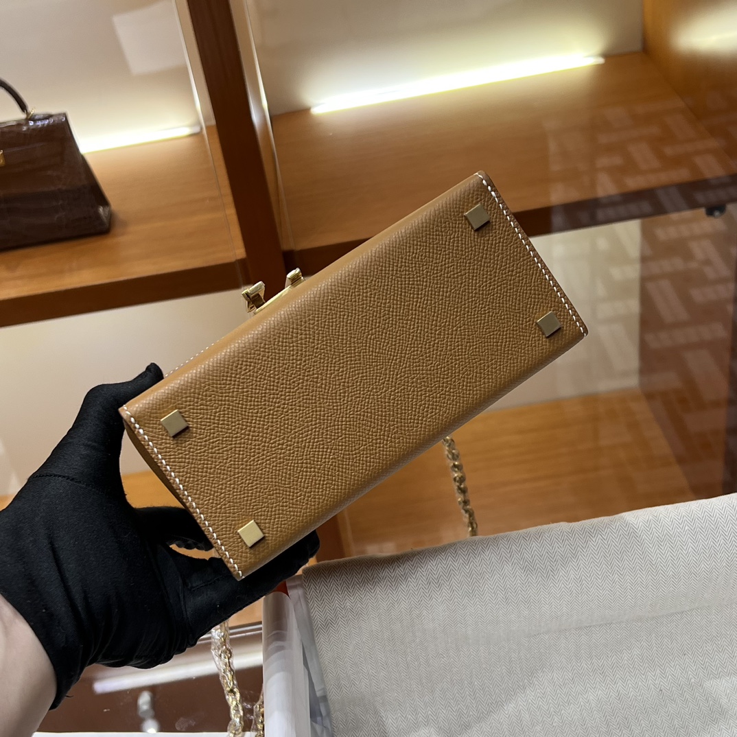 HERMES 爱马仕 Cinhetic 走秀款盒子包 CK37 金棕色 Epsom 进口蜜蜡线 全手工制作