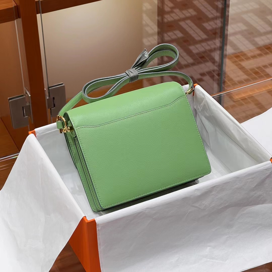 HERMES 爱马仕官网推荐 Roulis 猪鼻子 3i 牛油果绿 Swift皮 进口蜜蜡线 全手工制作