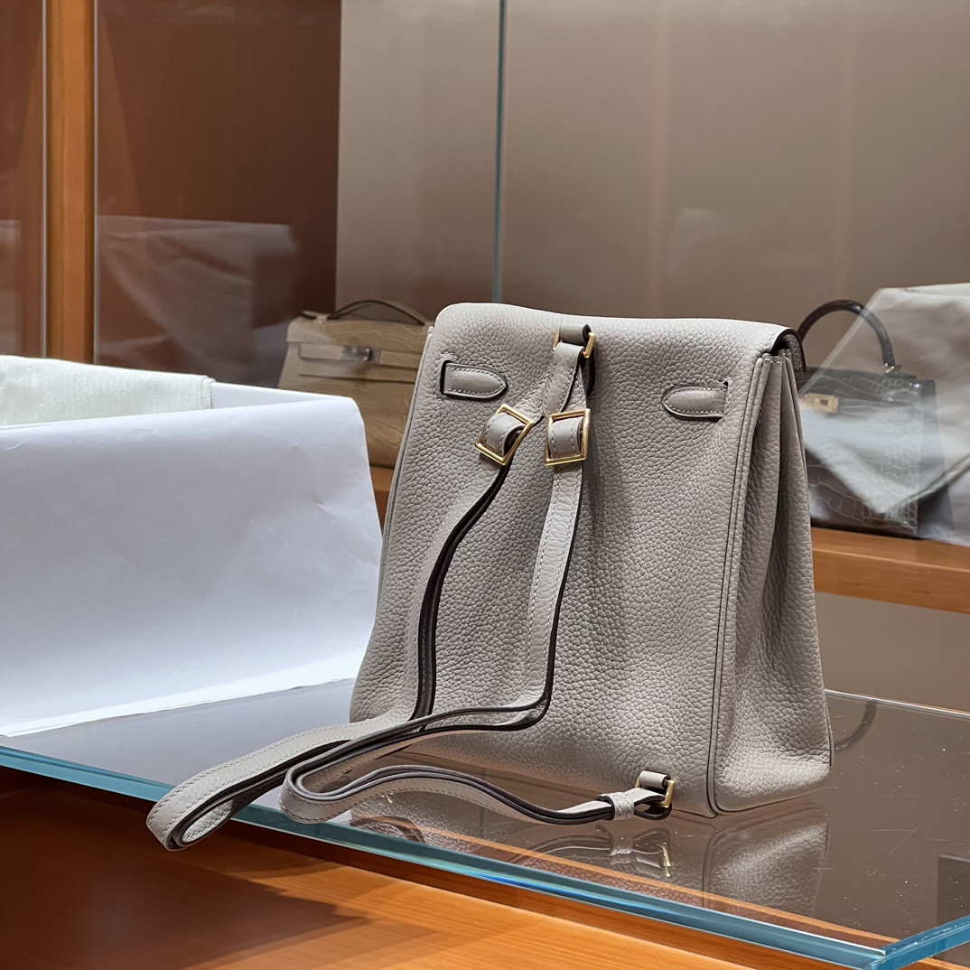 HERMES 爱马仕官网推荐 Kelly ado 双肩背包 21cm 80 Gris Perle 珍珠灰 Togo皮 进口蜜蜡线 全手工制作