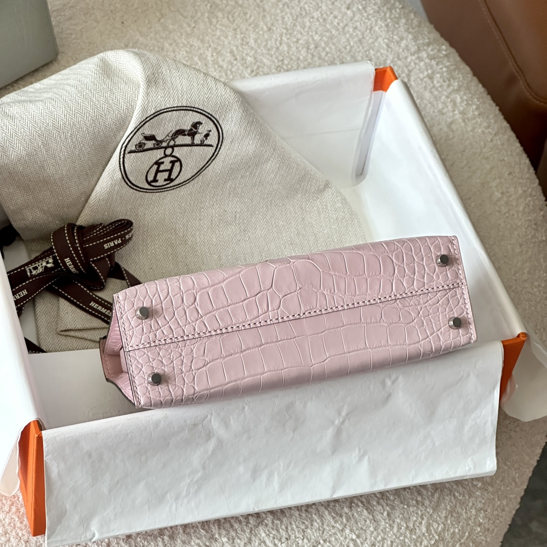HERMES 爱马仕  MiniKelly 2 P9 Anemone 梦幻紫 鳄鱼皮 进口蜜蜡线 全手工制作