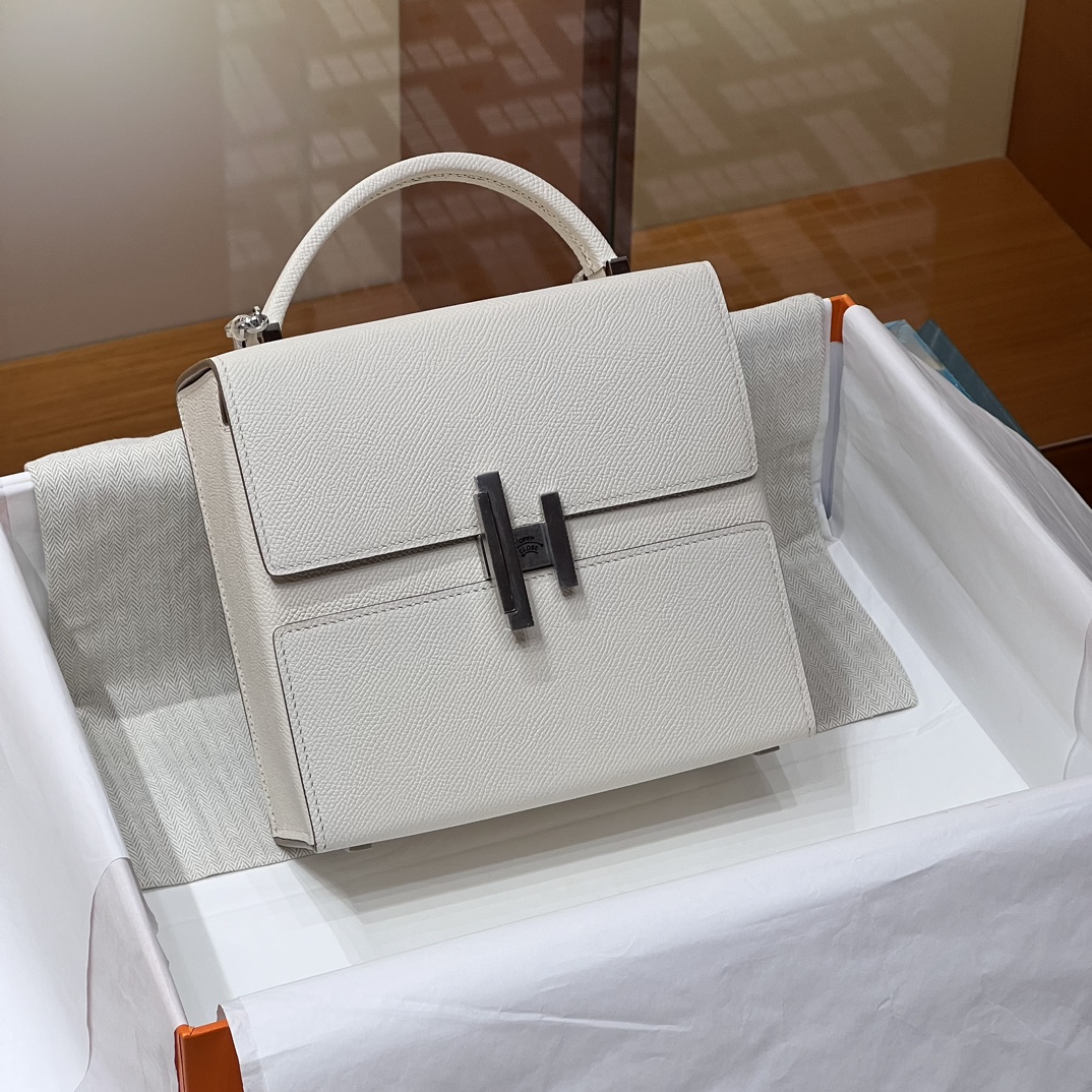 HERMES 爱马仕 Cinhetic 走秀款盒子包 10 Craie 奶昔白 Epsom 进口蜜蜡线 全手工制作