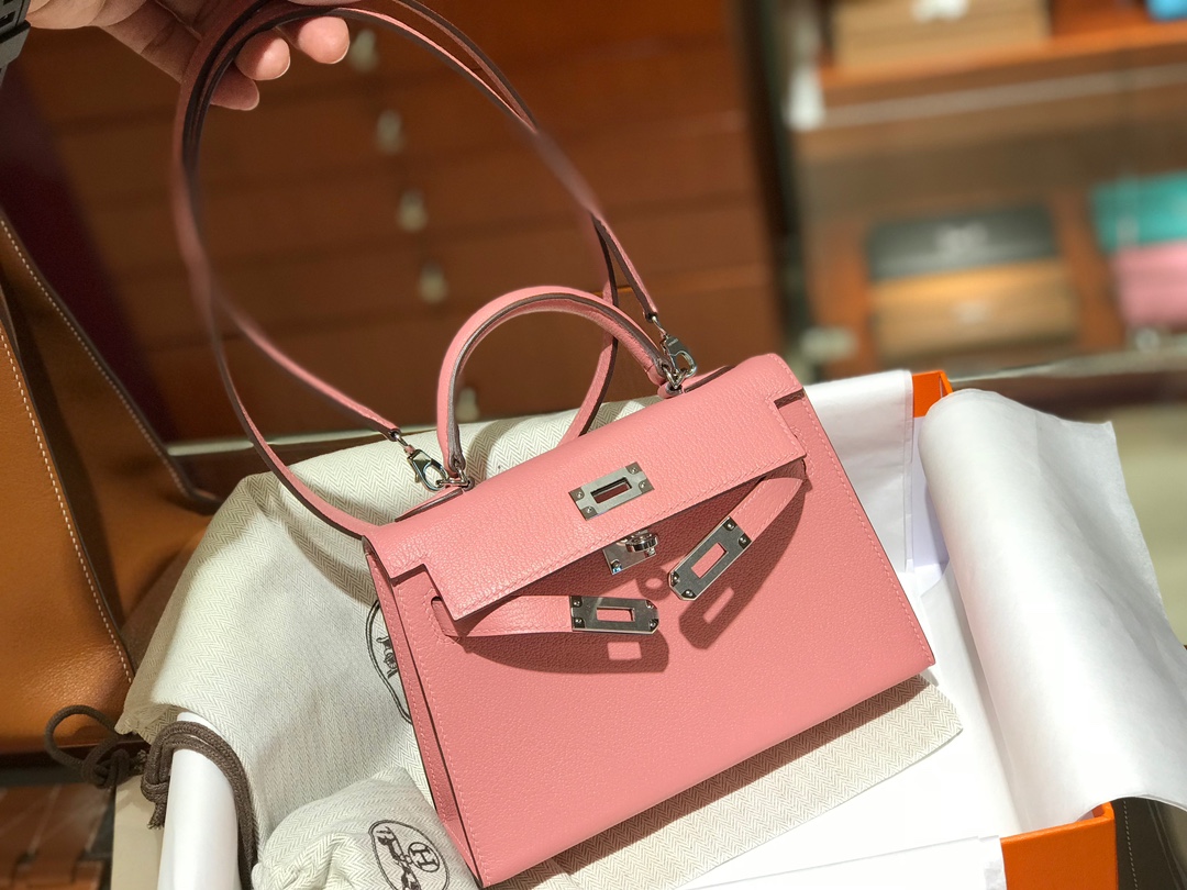 HERMES 爱马仕 【现货】 MiniKelly 2 山羊皮 5P Pink樱花粉 现货 进口蜜蜡线 全手工制作