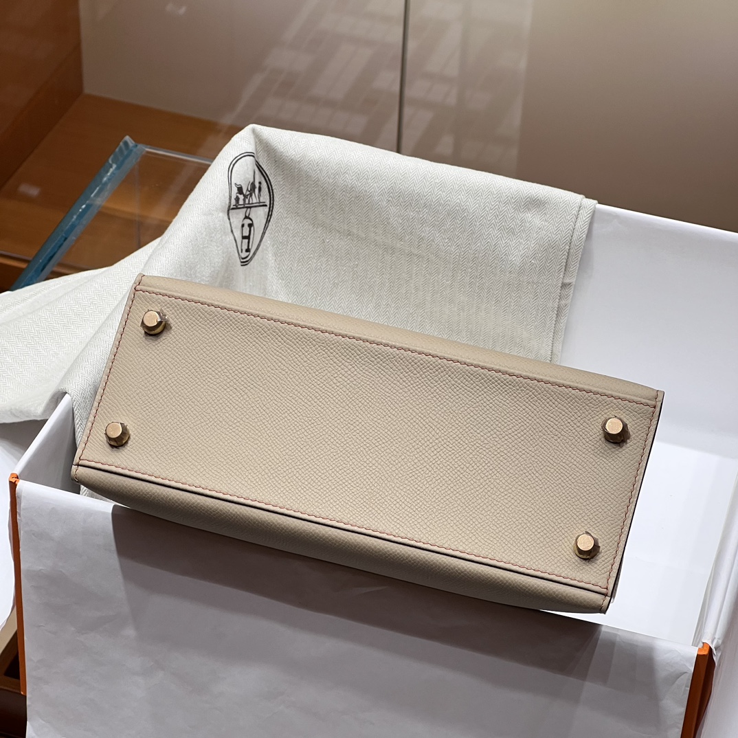 HERMES 爱马仕 Kelly 25 S2 Trench风衣米 CK37金棕色 进口蜜蜡线 全手工制作