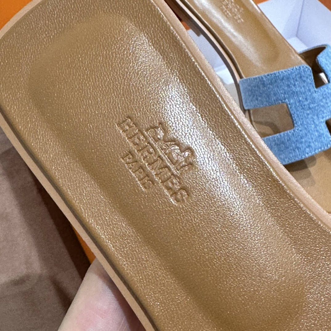 Hermes 拖鞋 2023新色浅牛仔 进口意大利欧洲原A级真皮大底 上脚舒适 34-41
