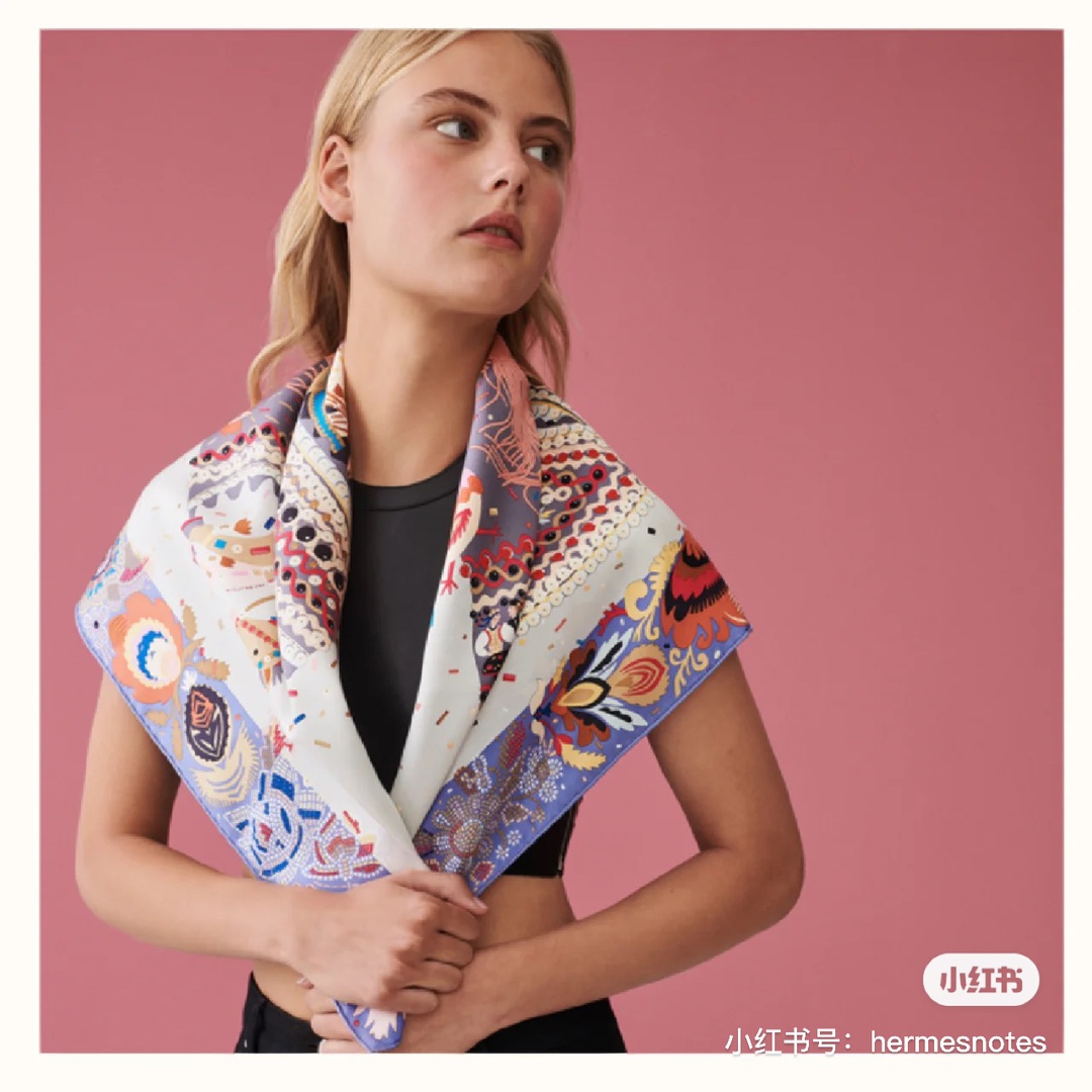 Hermes 2023春夏 New 《华服庆典》 90x90cm 100%斜纹真丝