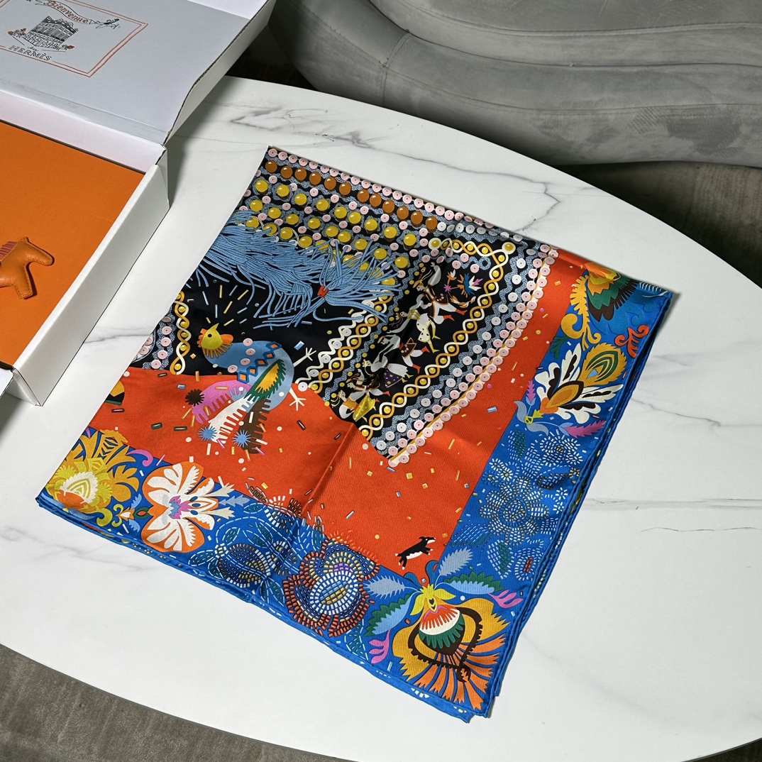 Hermes 2023春夏 New 《华服庆典》90x90cm 100%斜纹真丝